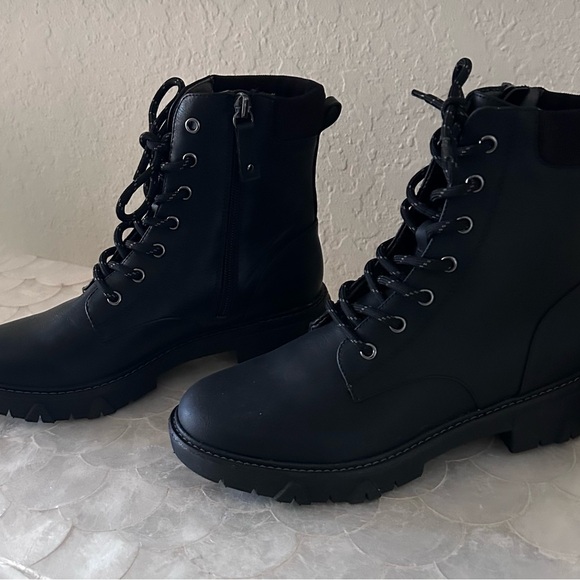 Dr. Scholl’s Headstart Combat Boots Size 6 - Picture 5 of 7